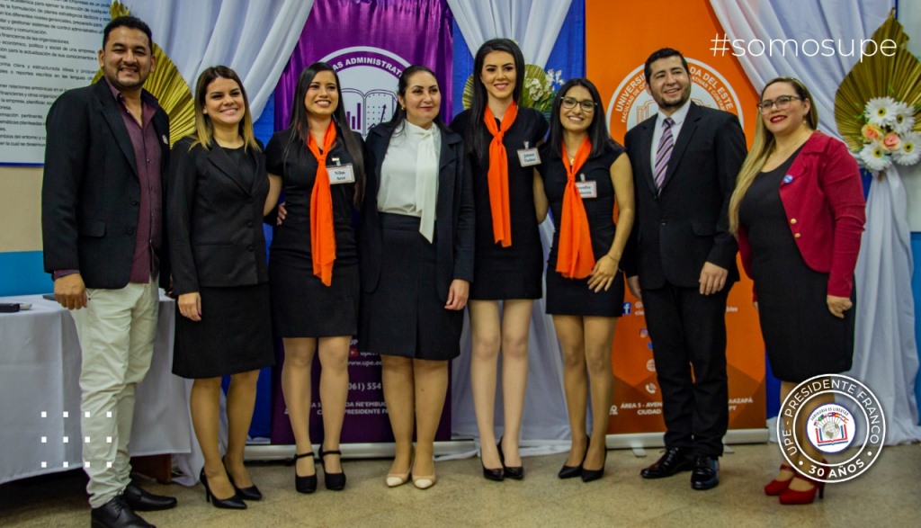 Presentación de trabajo final de grado Ingeniería Comercial UPE